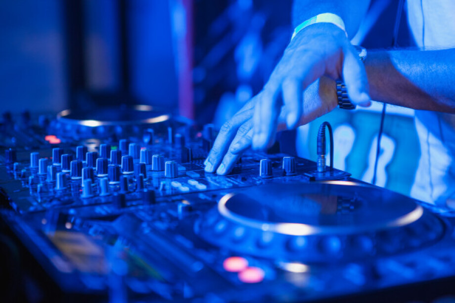 DJs and the power of music: lesson ideas for teens