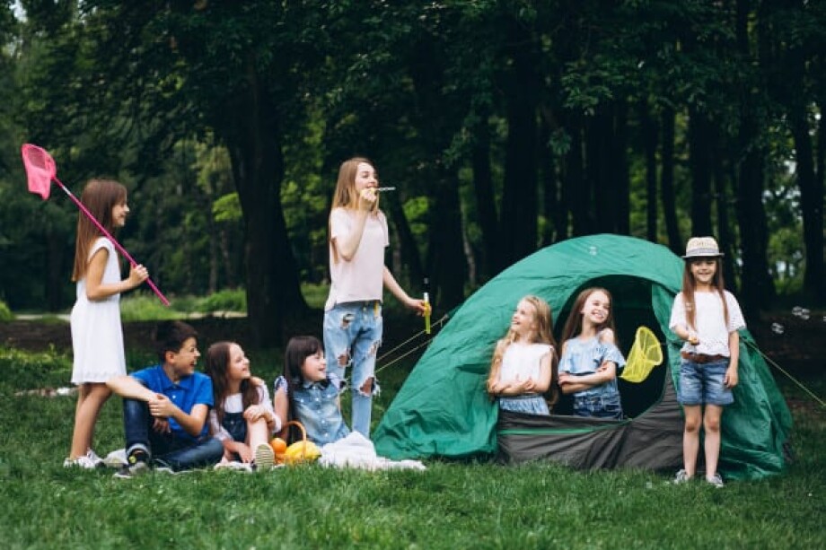 How to hold an only English day in a summer camp
