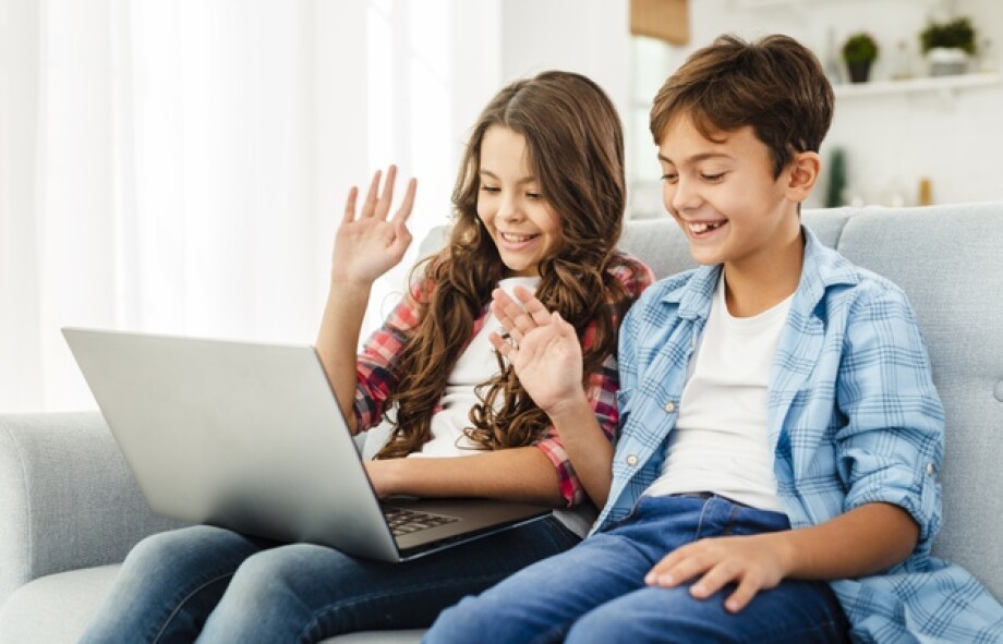 Pros and Cons of online lessons with kids