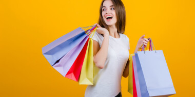World Shopping Day. Are you a shopaholic? (test)